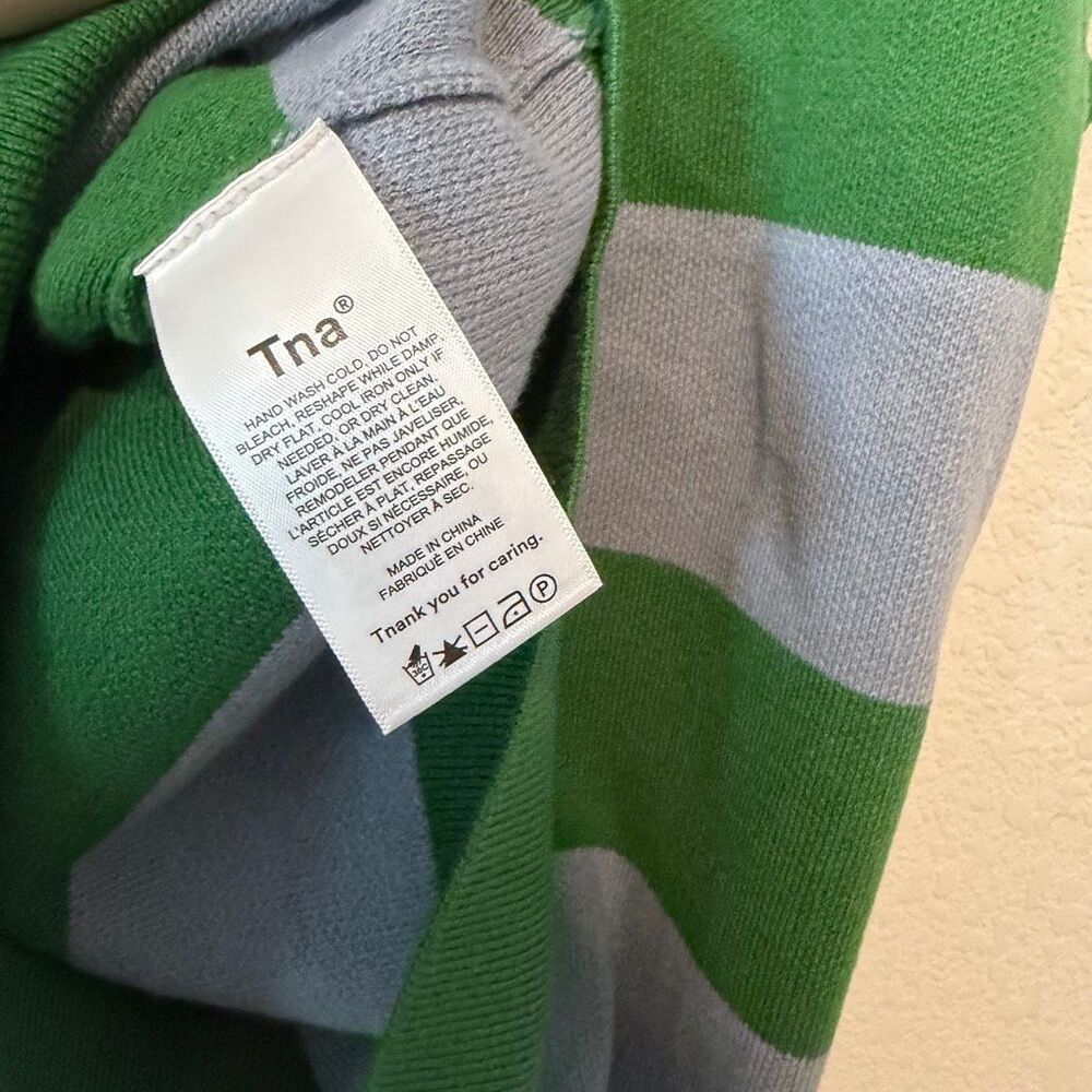 Aritzia TNA Granite Blue Green Moore Sleeveless Sweater Vest Women's Size XS - Picture 6 of 7